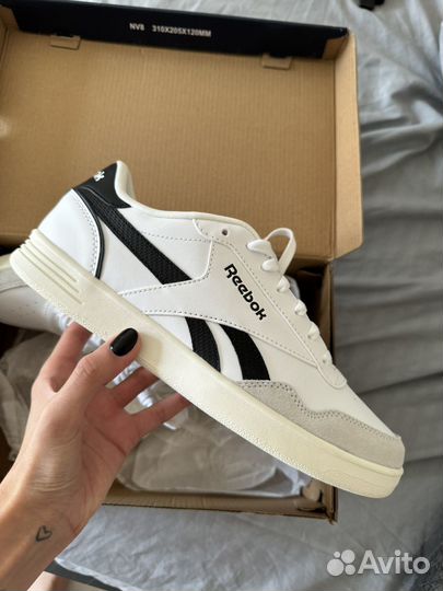 Reebok royal techque t