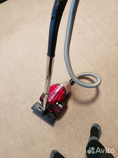 Продам пылесос Normann 2000w