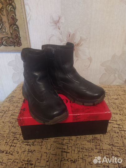 Сапоги зимние детские 33 размер