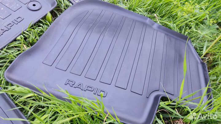 Автомобильные коврики Skoda Rapid