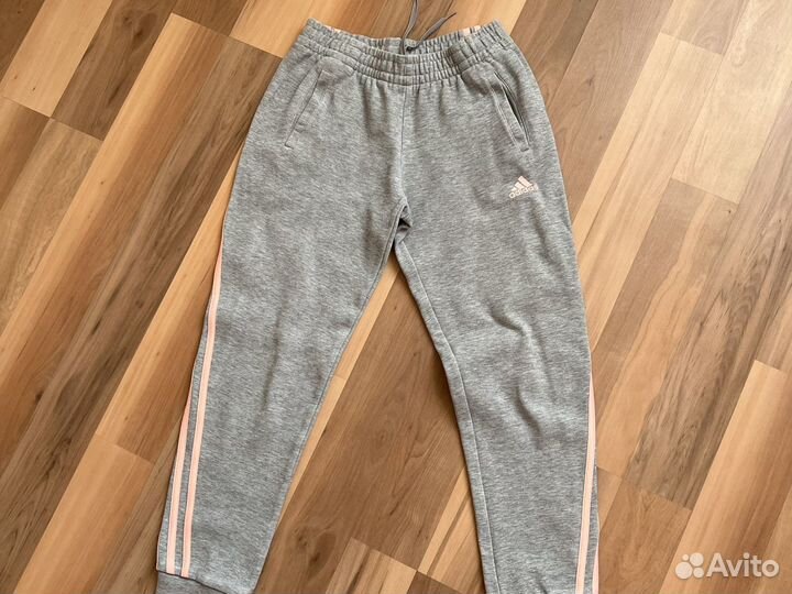 Спортивный костюм adidas для девочек