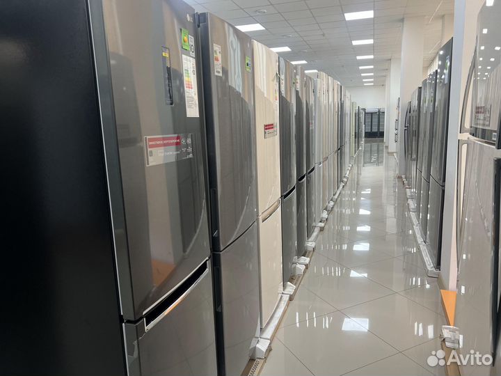 Холодильник новый