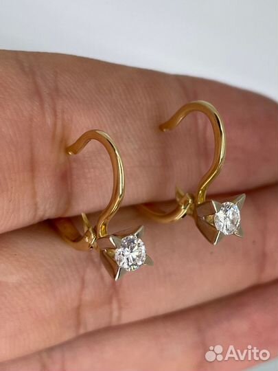 Золотые серьги с бриллиантами 0.52 ct. 3/3A