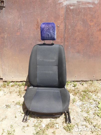 Сиденье переднее левое ваз (LADA) Granta