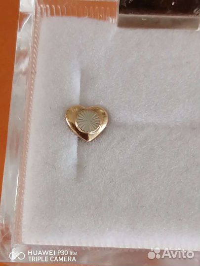 Серьги-гвоздики