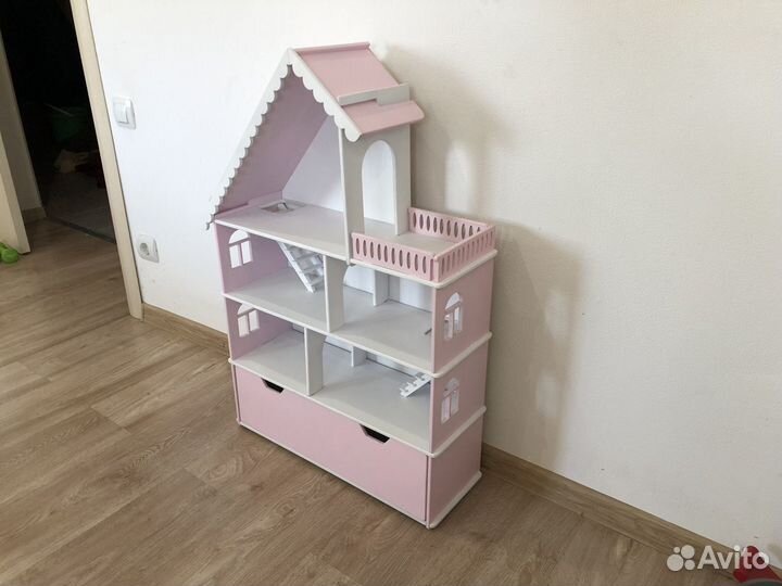 Домик для кукол. Кукольный домик