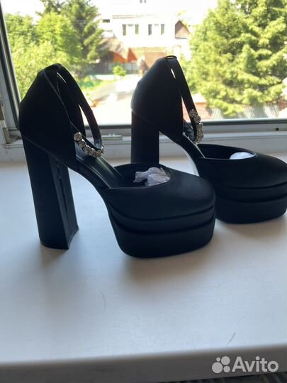 Туфли братц