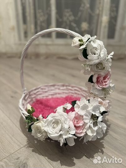 Корзина плетенная