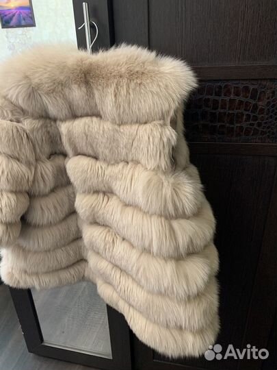 Шуба женская натуральная из песца