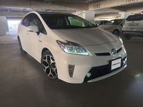 Toyota Prius 1.8 CVT, 2012, 190 000 км, с пробегом, цена 1 150 000 руб.