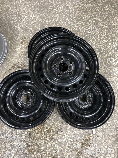 Nissan qashqai диски r16