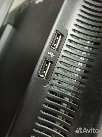 Монитор Hp 19