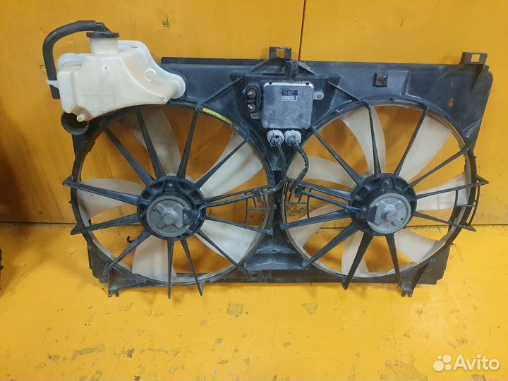 Диффузор моторчик крыльчатка toyota тойота lexus