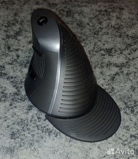 Мышь вертикальная Wireless Delux M618