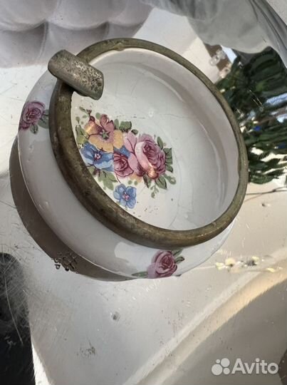 Дамская пепельница фарфор из туалетного набора