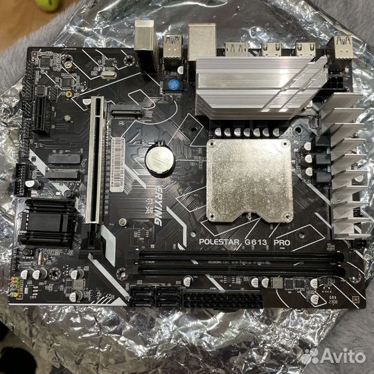 Материнская плата