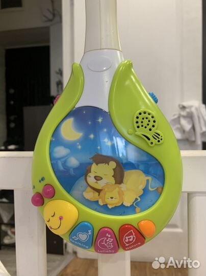 Мобиль на детскую кроватку