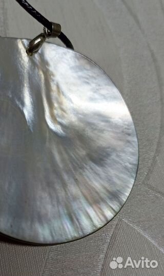 Кулон подвеска перламутровая