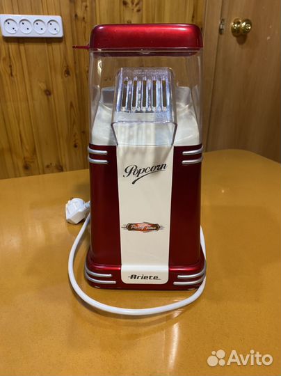 Попкорница