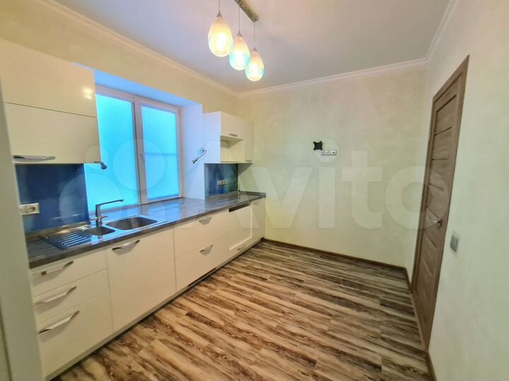 3-к. квартира, 83,7 м², 7/10 эт.