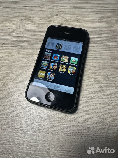 iPhone 4S, 16 ГБ