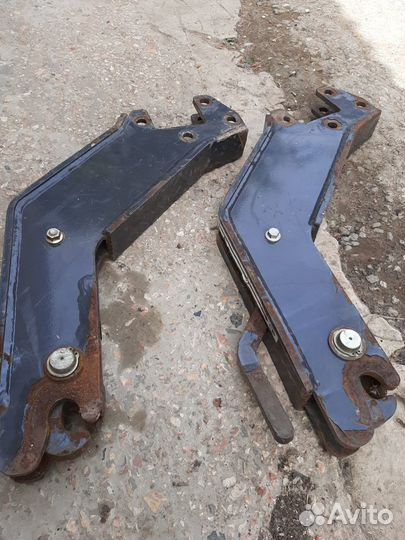 Продам крепёж для экскаваторной навески на Bobcat