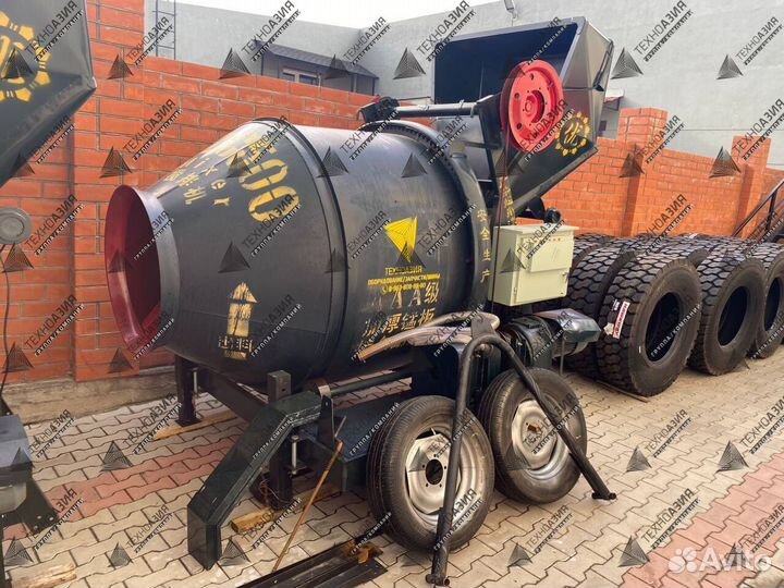 Бетоносмеситель с функцией самозагрузки JZC500