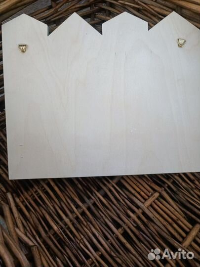 Ключница настенная деревянная новая