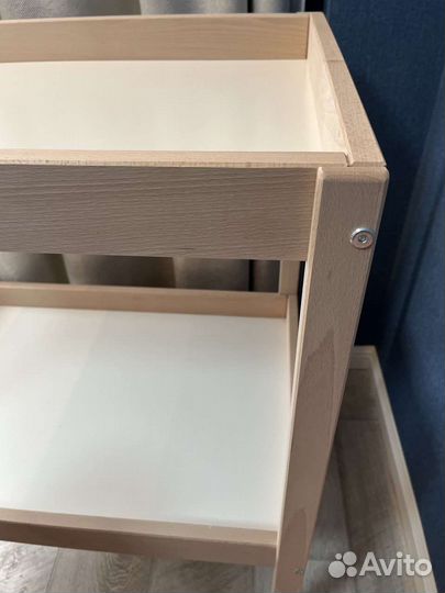 Пеленальный столик