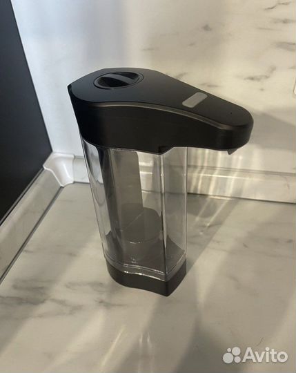 Диспенсер для мыла сенсорный