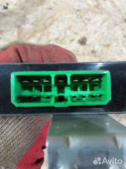 Модуль открытия дверей Suzuki Swift 2 1.3L