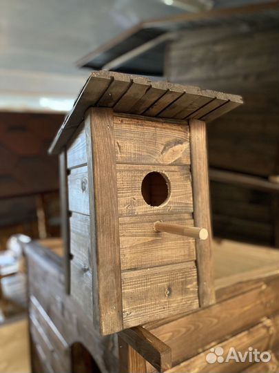 Кормушки и скворечники для птиц