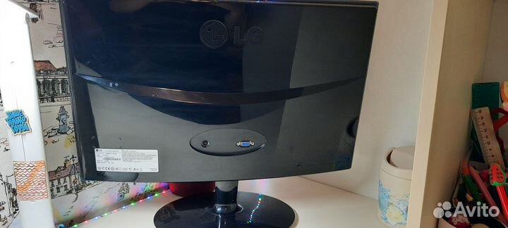 Монитор LG flatron E2040S-PN