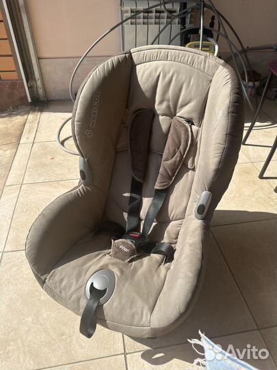 Продам автокресло Maxi-cosi 6 мес -4 года
