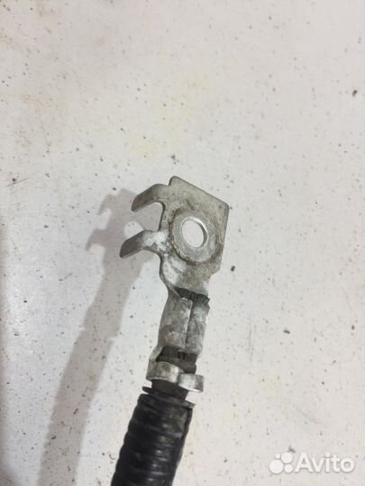 Клемма аккумулятора минус (Renault Captur)