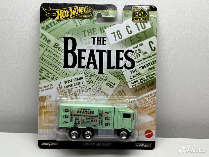 Hot wheels premium hiway hauler