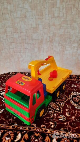 Пластмассовые машинки детские