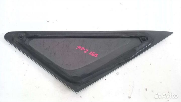 Форточка крыла задняя левая Ford Focus 1