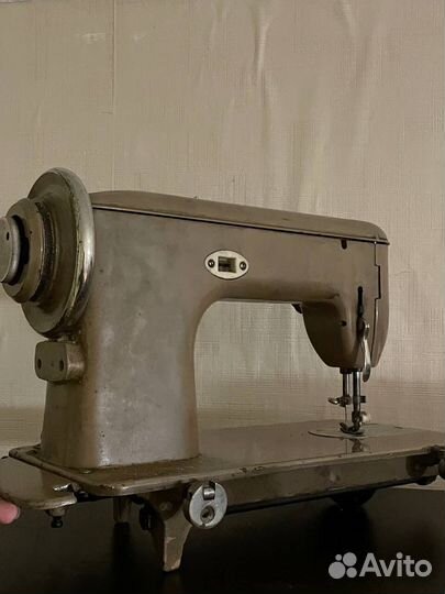Швейная машина подольск ножная