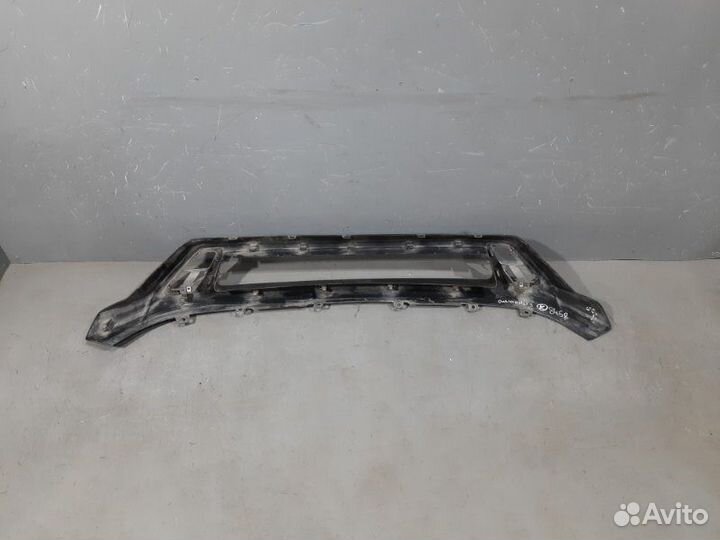 Накладка переднего бампера Mitsubishi Outlander GF