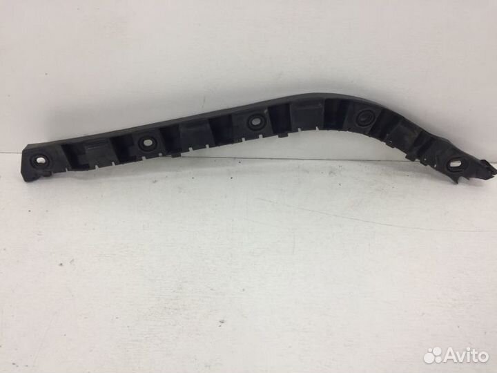 Кронштейн бампера задний левый Skoda Superb 2