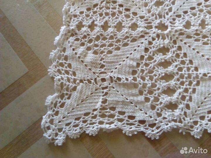 Скатерть вязаная крючком 1,5 х 2,3 м