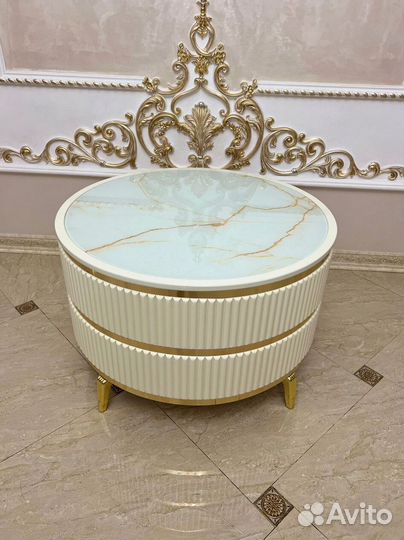 Журнальный стол круглый