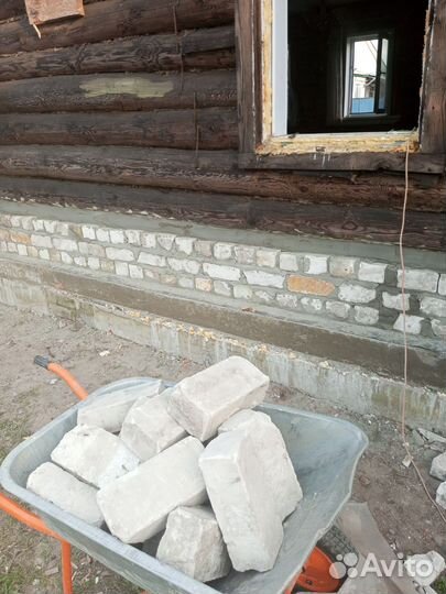 Бригада строителей