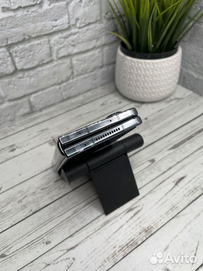 Samsung Galaxy Z Fold4, 12/512 ГБ