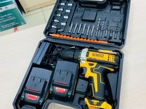 Аккумуляторный шуруповёрт Dewalt 21V с набором бит