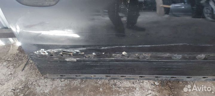 Дверь передняя правая на Audi A8 D3