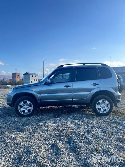Chevrolet Niva 1.7 МТ, 2010, 200 000 км