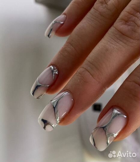 Маникюр Брови