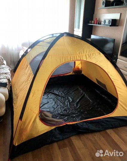 Tramp Mountain 3 трехместная палатка